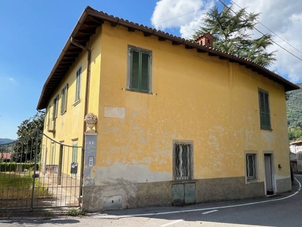 casa indipendente in vendita ad Almenno San Bartolomeo