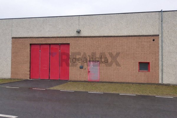 capannone in vendita ad Almenno San Bartolomeo