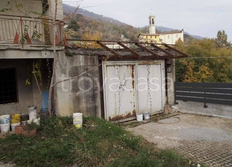 villetta a schiera in vendita ad Almenno San Bartolomeo in zona Albenza