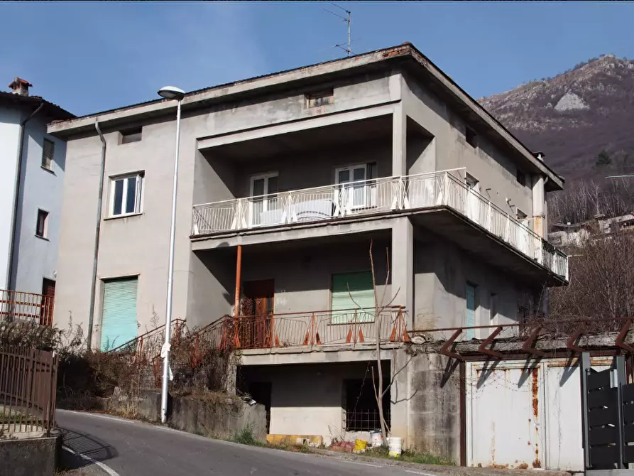 casa indipendente in vendita ad Almenno San Bartolomeo