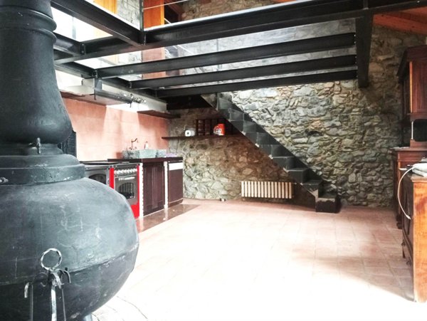 appartamento in vendita ad Almenno San Bartolomeo in zona Albenza