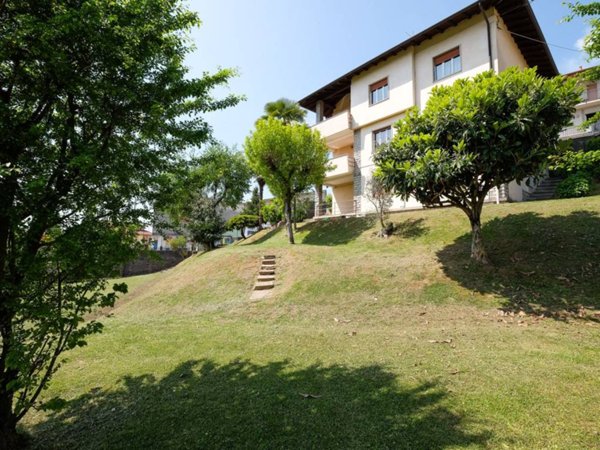 casa semindipendente in vendita ad Almenno San Bartolomeo