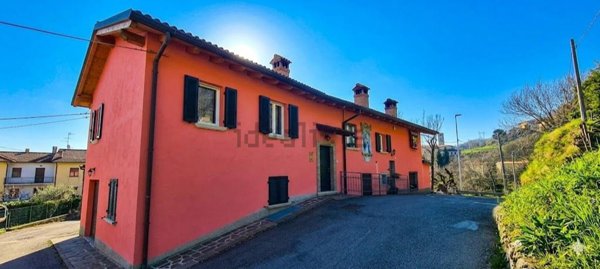 casa indipendente in vendita ad Almenno San Bartolomeo