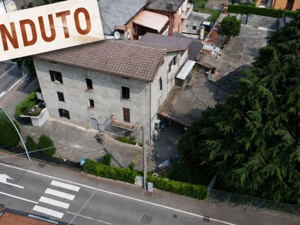 appartamento in vendita ad Almenno San Bartolomeo