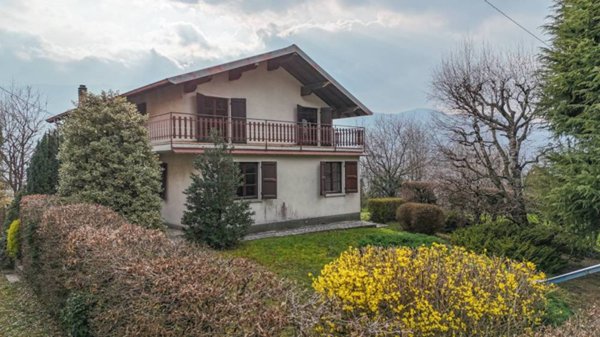 casa indipendente in vendita ad Almenno San Bartolomeo