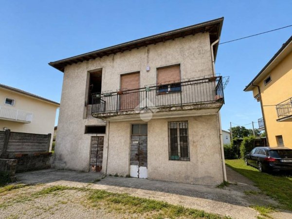 appartamento in vendita ad Almenno San Bartolomeo