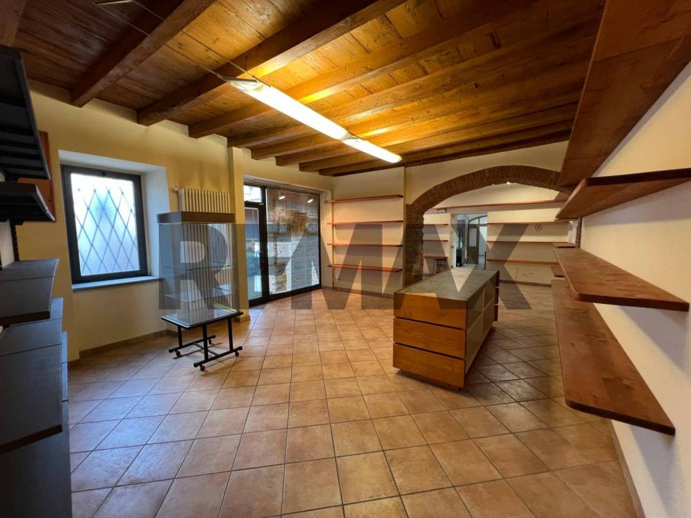 casa indipendente in vendita ad Almenno San Bartolomeo