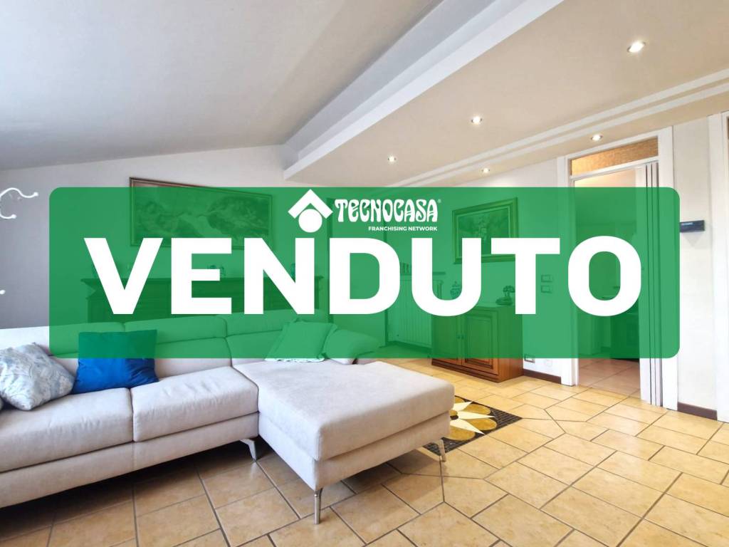 appartamento in vendita ad Almenno San Bartolomeo in zona Canova