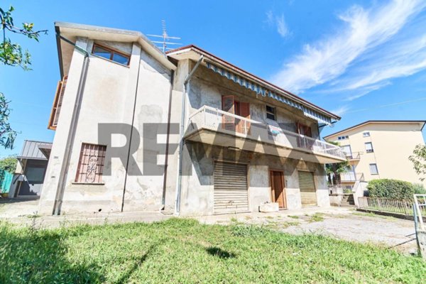 appartamento in vendita ad Almenno San Bartolomeo