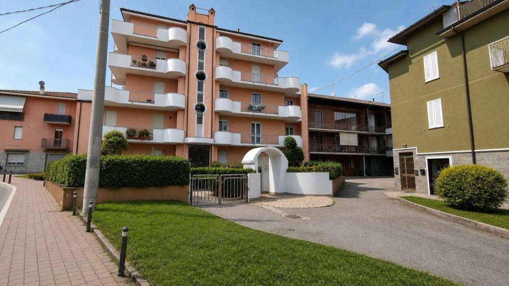 appartamento in vendita ad Almenno San Bartolomeo