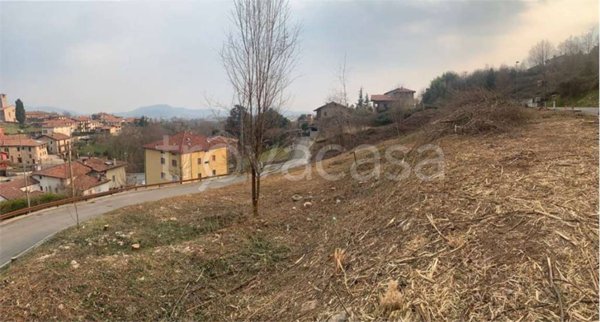 terreno in vendita ad Almenno San Bartolomeo in zona Canova