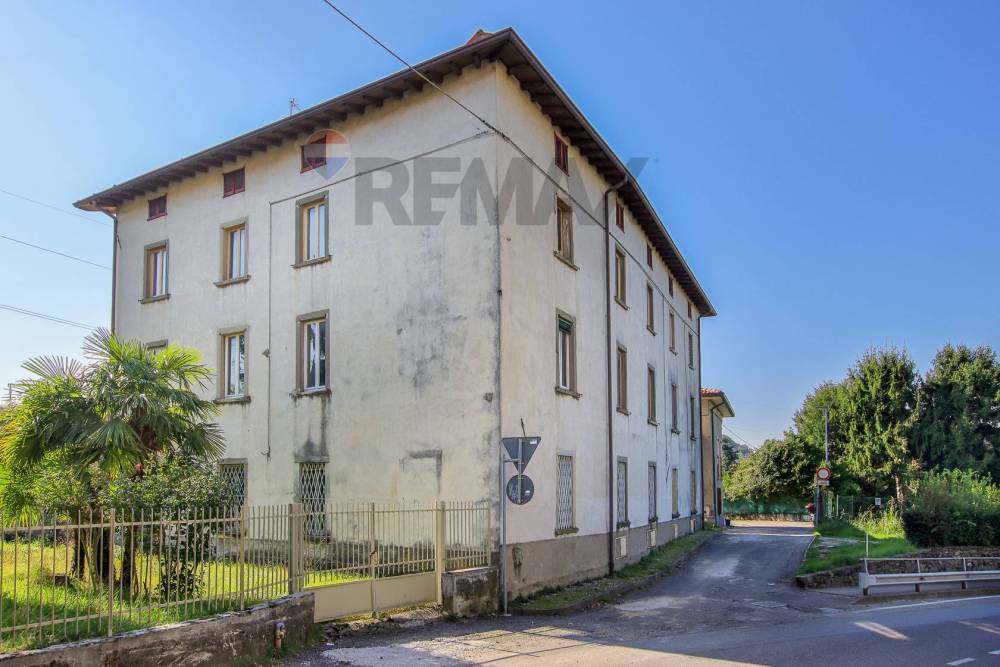 casa indipendente in vendita ad Almenno San Bartolomeo