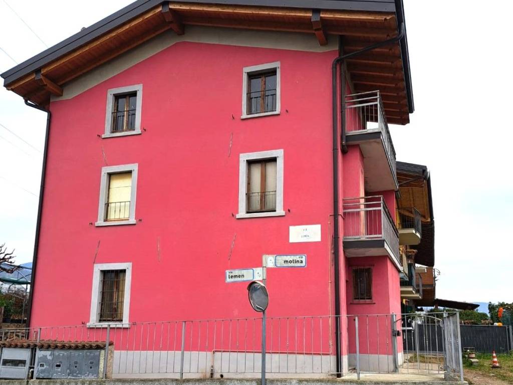 casa indipendente in vendita ad Almenno San Salvatore