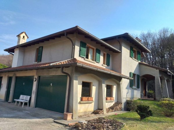 casa indipendente in vendita ad Almenno San Salvatore