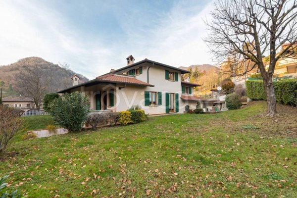 casa indipendente in vendita ad Almenno San Salvatore