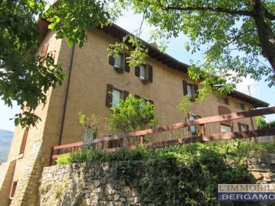 appartamento in vendita ad Almenno San Salvatore