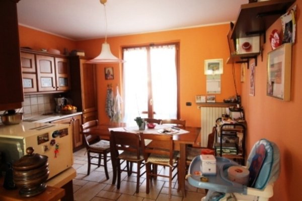 casa indipendente in vendita ad Almenno San Salvatore