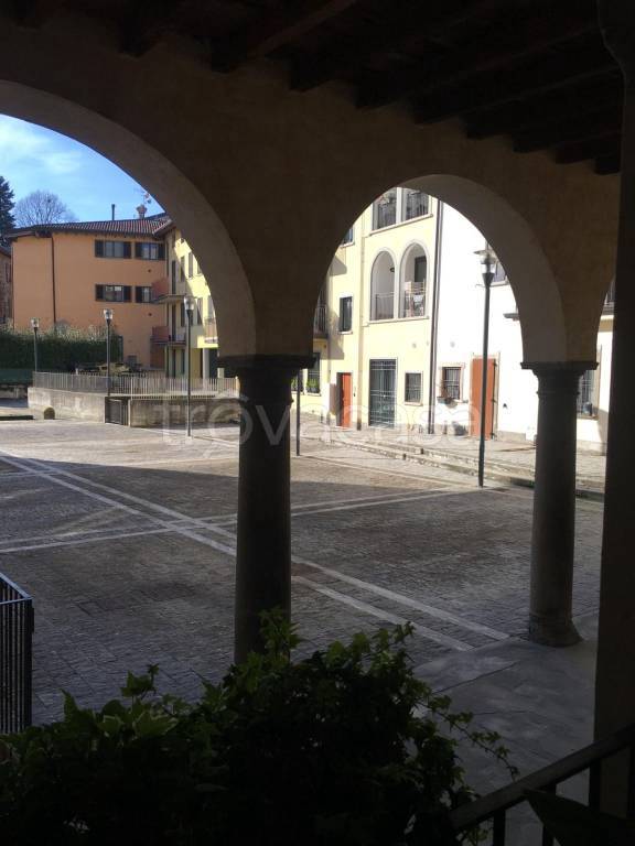 appartamento in vendita ad Almenno San Salvatore