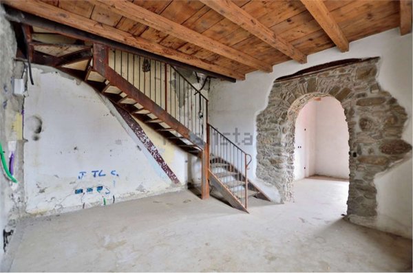casa semindipendente in vendita ad Almenno San Salvatore