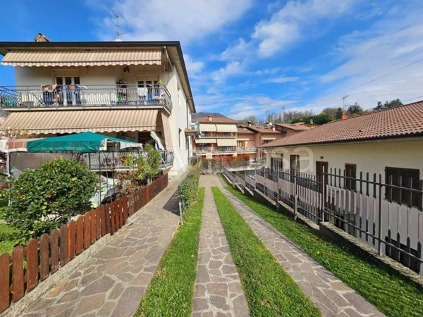 appartamento in vendita ad Almenno San Salvatore
