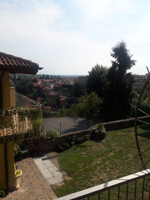 appartamento in vendita ad Almenno San Salvatore