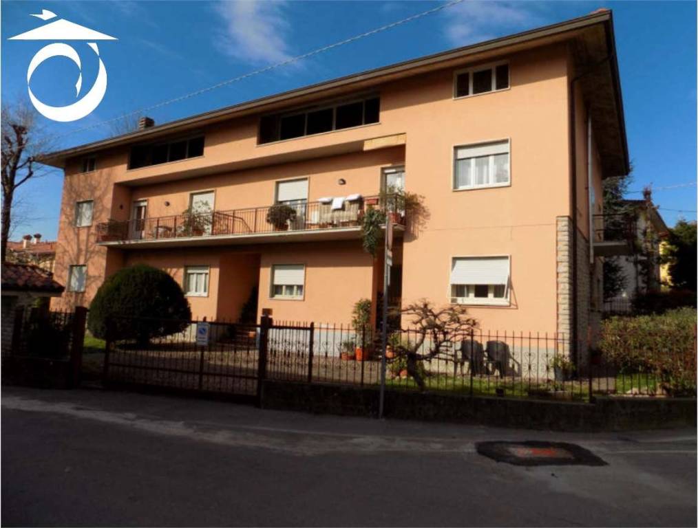 appartamento in vendita ad Almenno San Salvatore