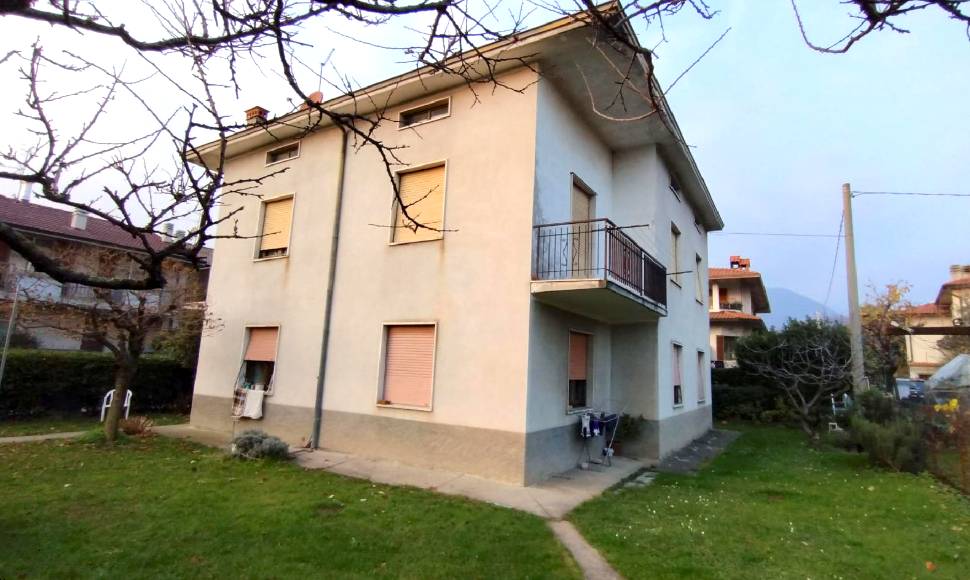 appartamento in vendita ad Almenno San Salvatore