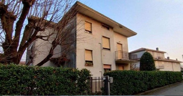 casa indipendente in vendita ad Almenno San Salvatore