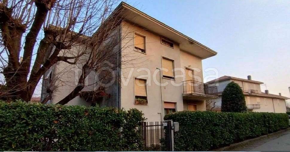 casa indipendente in vendita ad Almenno San Salvatore
