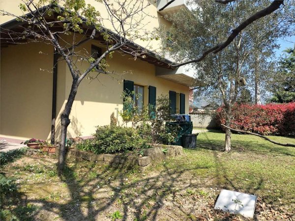 casa indipendente in vendita ad Almenno San Salvatore