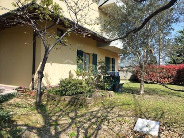 casa indipendente in vendita ad Almenno San Salvatore