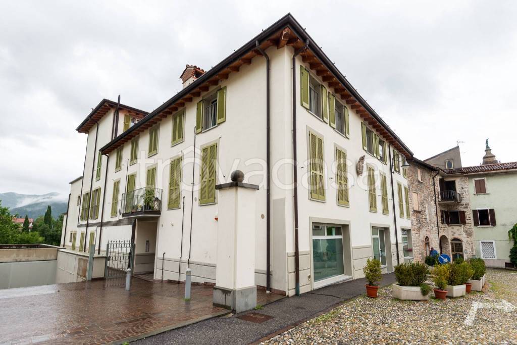 appartamento in vendita ad Almenno San Salvatore