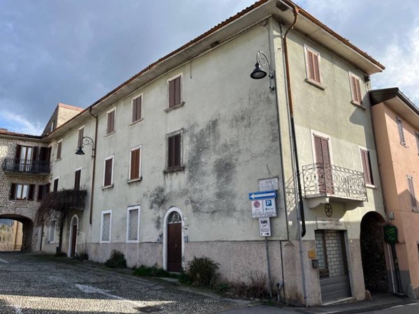 casa indipendente in vendita ad Almenno San Salvatore