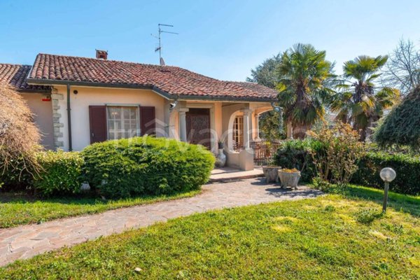 casa indipendente in vendita ad Almenno San Salvatore