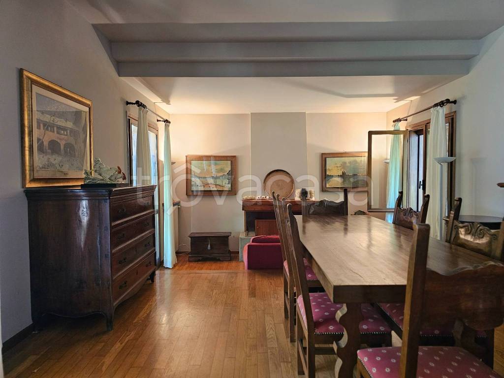 casa indipendente in vendita ad Almenno San Salvatore