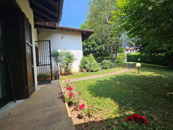 casa indipendente in vendita ad Almenno San Salvatore
