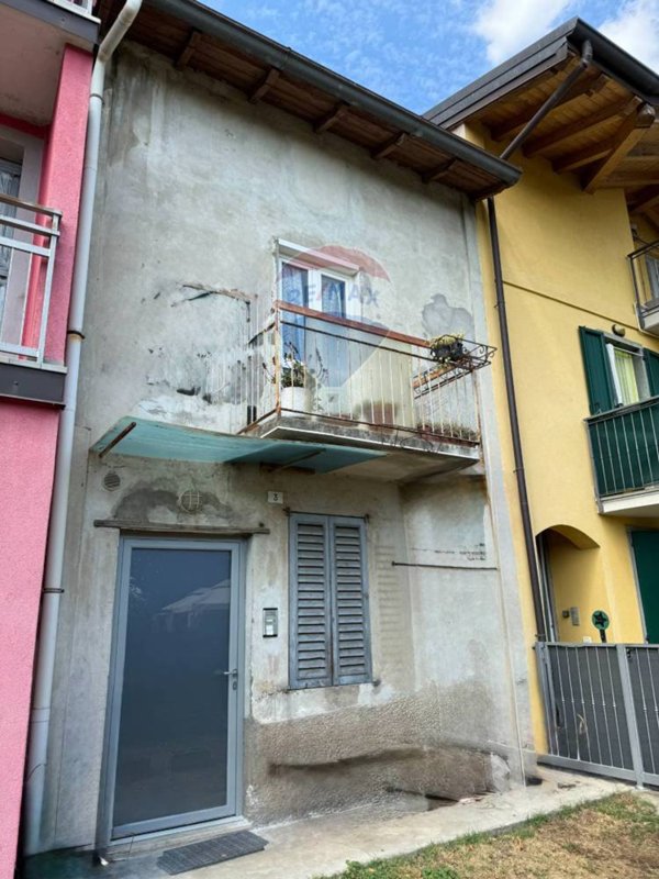 casa indipendente in vendita ad Almenno San Salvatore