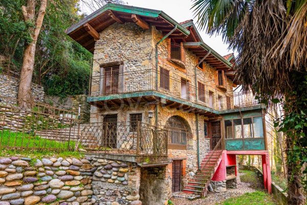 casa indipendente in vendita ad Almenno San Salvatore