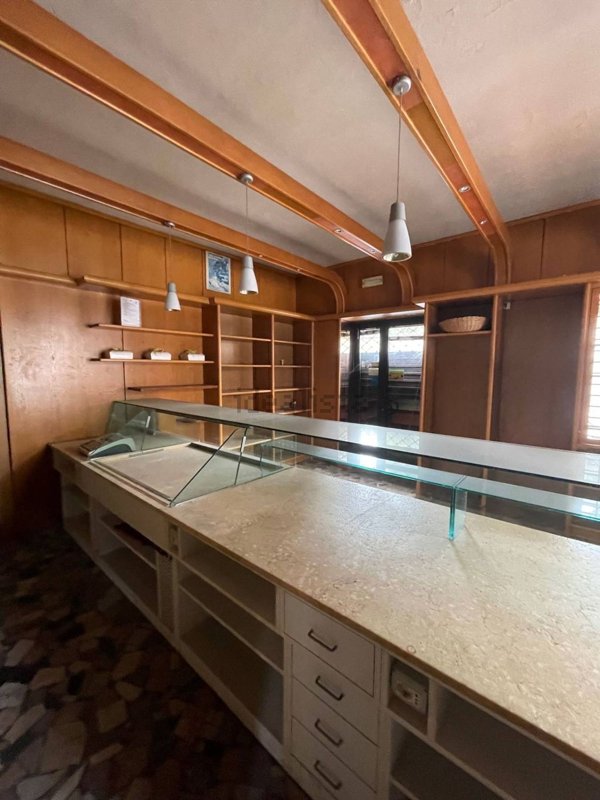 ufficio in vendita ad Almenno San Salvatore