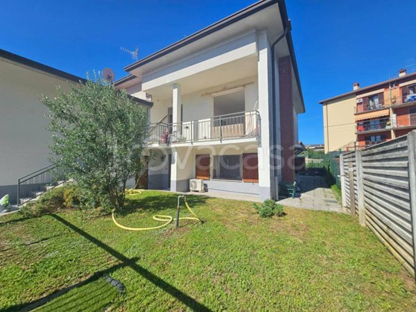 appartamento in vendita ad Almenno San Salvatore