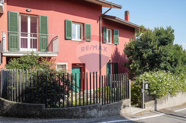 casa indipendente in vendita ad Almenno San Salvatore