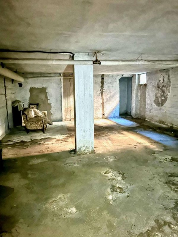 negozio in vendita ad Almenno San Salvatore