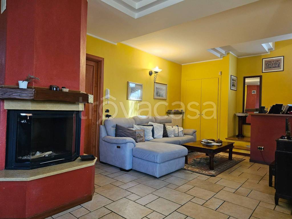 appartamento in vendita ad Almenno San Salvatore