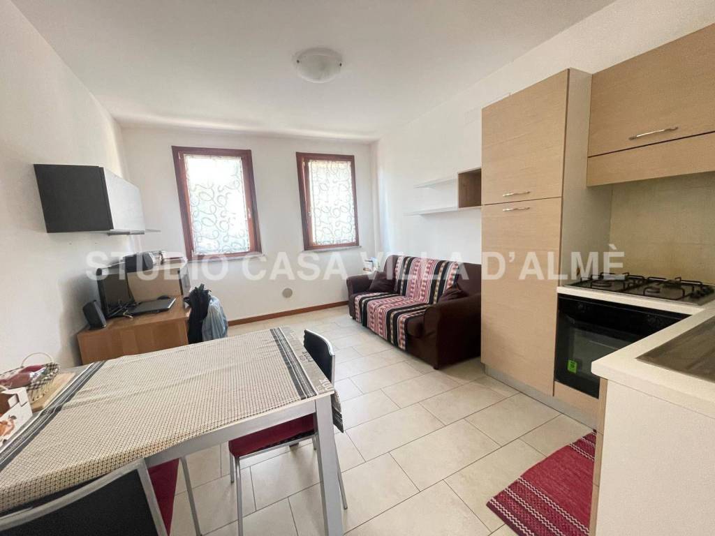 appartamento in vendita ad Almenno San Salvatore