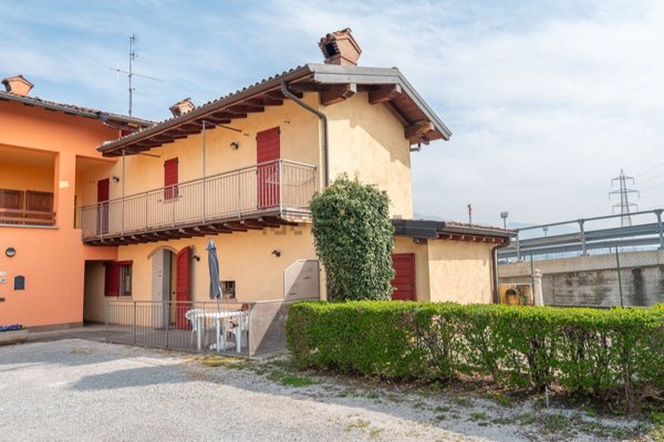 appartamento in vendita ad Almenno San Salvatore