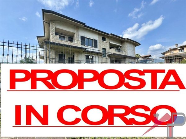 appartamento in vendita ad Almenno San Salvatore