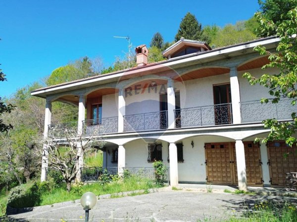 casa indipendente in vendita ad Almenno San Salvatore