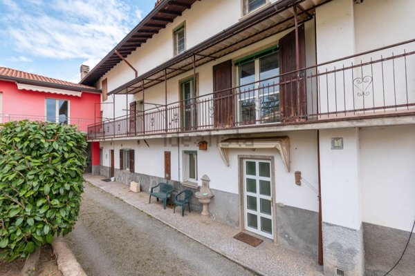 casa indipendente in vendita ad Almenno San Salvatore