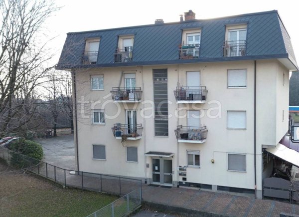 casa indipendente in vendita ad Almenno San Salvatore