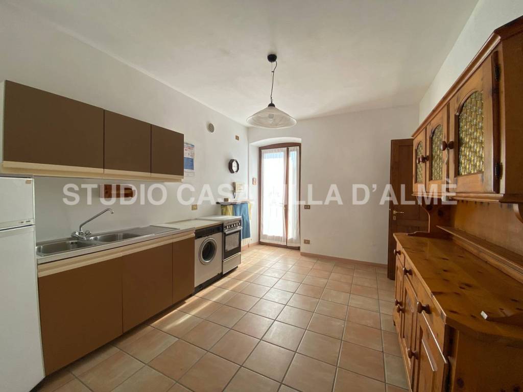 appartamento in vendita ad Almenno San Salvatore